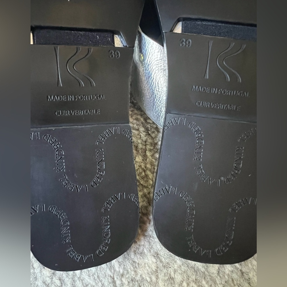 Kindred Label Hannah Thong Silver Foldable Leather Sandals size FR 39 US 8-8.5 - Picture 7 of 13